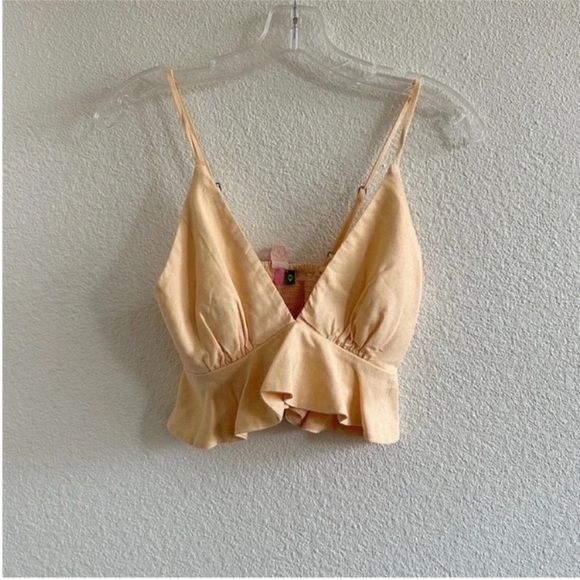 Farm Rio Ruffle Linen Blend Crop Top - Picture 2 of 5